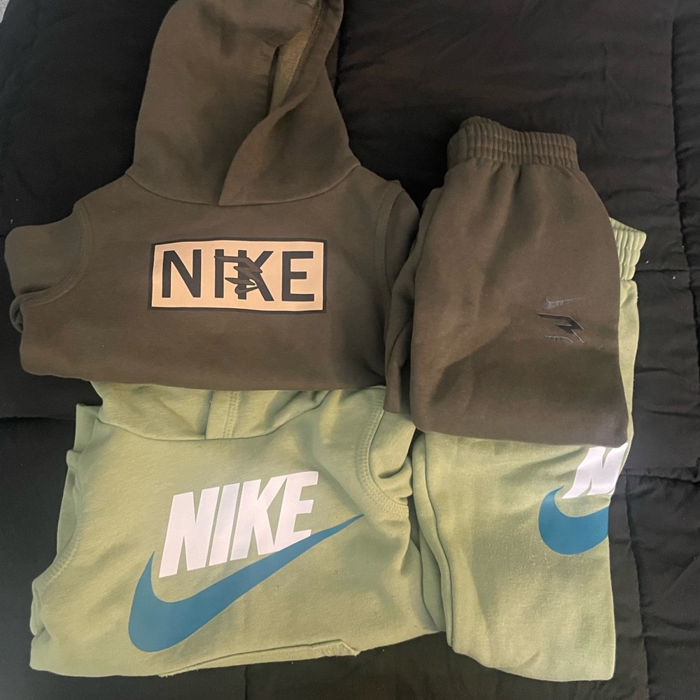 Nike Olive and Light Green Sweatsuit Bundle